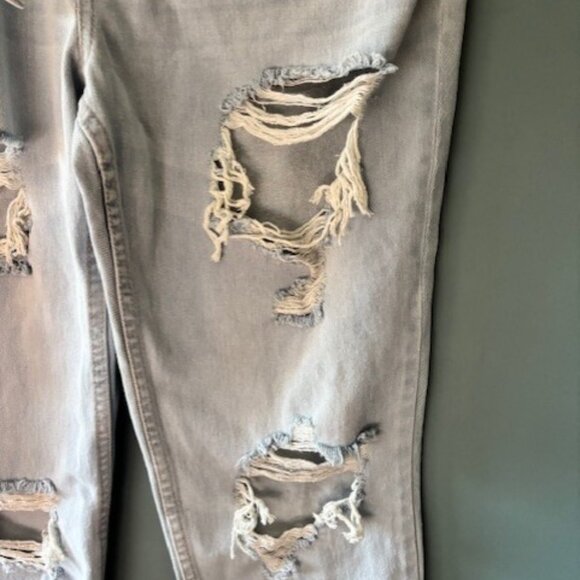 NWT Refuge Denim Mom Paperbag High Rise Woman Distressed Belted Stretch Jeans XL - Picture 6 of 7